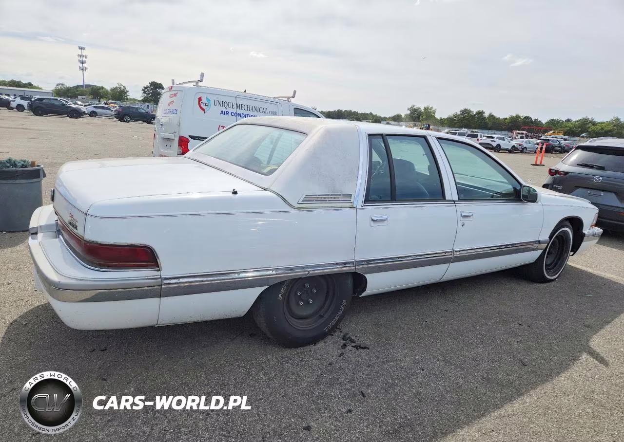 1995 Buick Roadmaster Limited VIN:1G4BT52P1SR422974 - 3