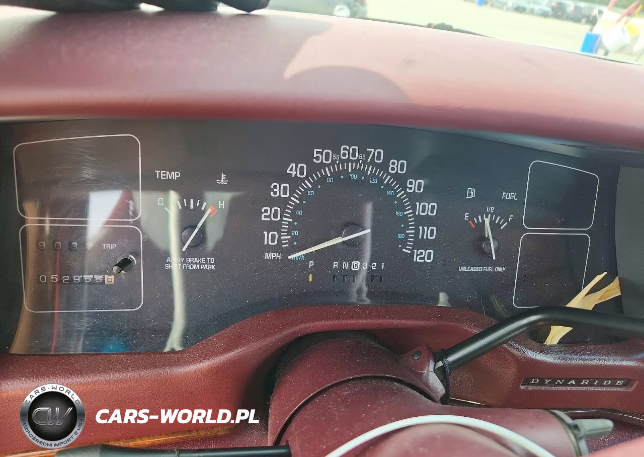 1995 Buick Roadmaster Limited VIN:1G4BT52P1SR422974 - 9