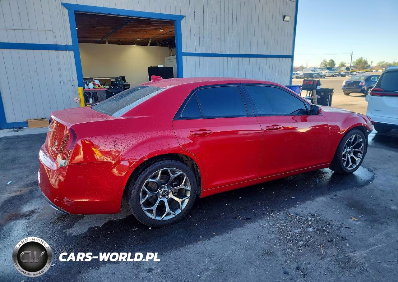 2016 Chrysler 300 S VIN:2C3CCABG5GH287351 - 3