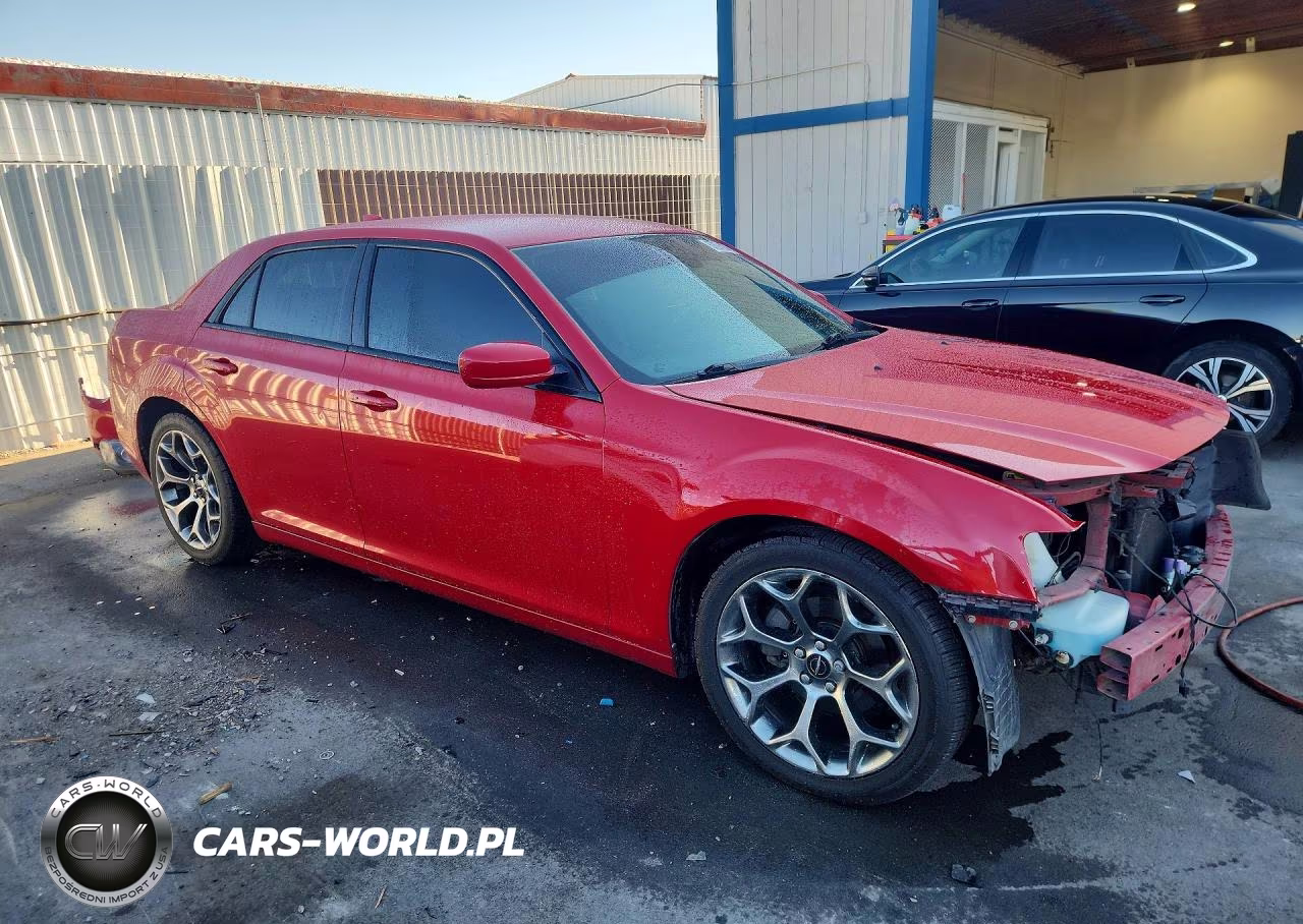 2016 Chrysler 300 S VIN:2C3CCABG5GH287351 - 4