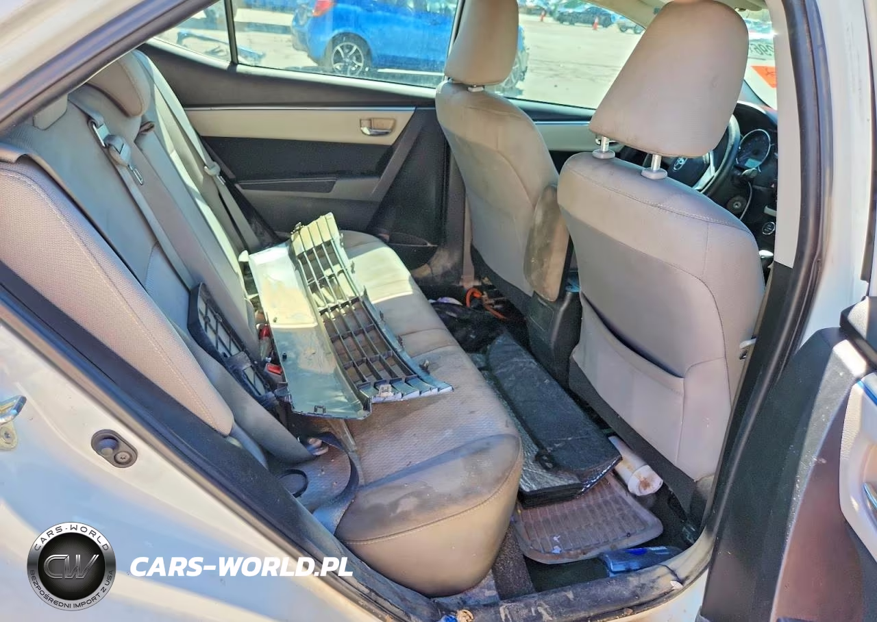 2016 Toyota Corolla Le VIN:5YFBURHE5GP371821 - 10