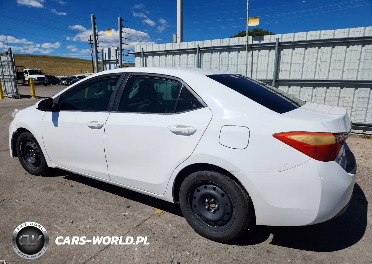 2016 Toyota Corolla Le VIN:5YFBURHE5GP371821 - 2