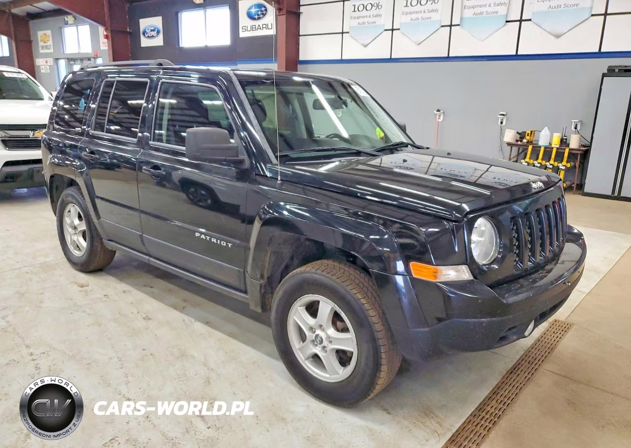 2015 Jeep Patriot Latitude VIN:1C4NJRFB8FD376317 - 4