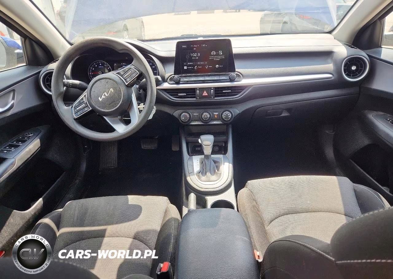 2023 Kia Forte Lxs VIN:3KPF24AD3PE659513 - 8