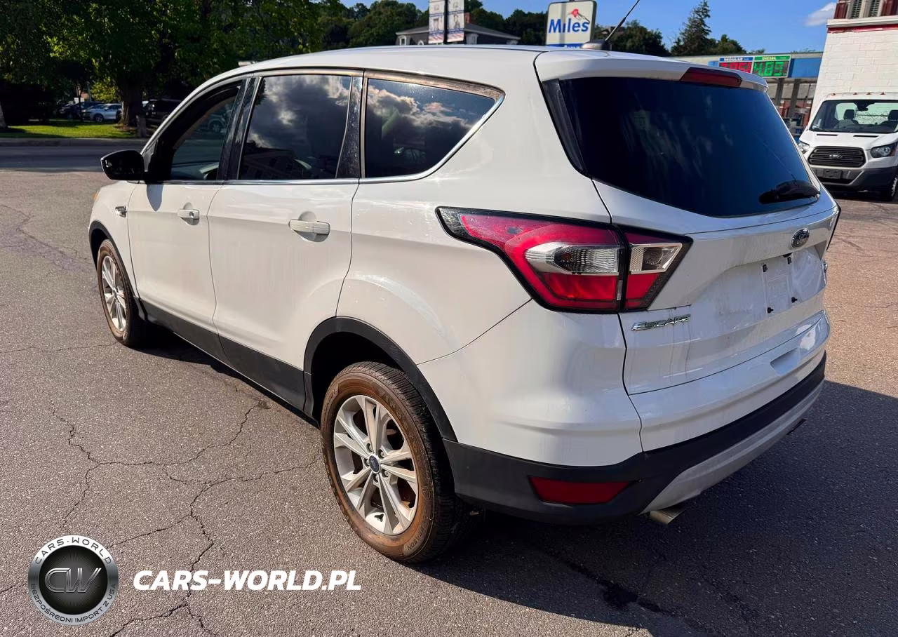 2017 Ford Escape Se VIN:1FMCU9GD8HUC04625 - 3