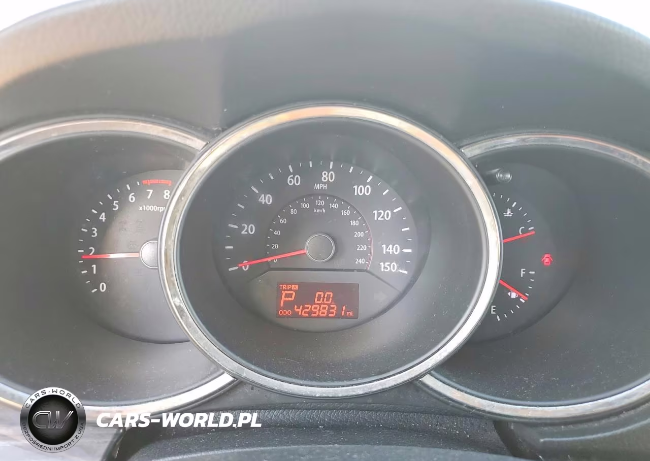 2013 Kia Sorento Lx VIN:5XYKTDA26DG403455 - 9