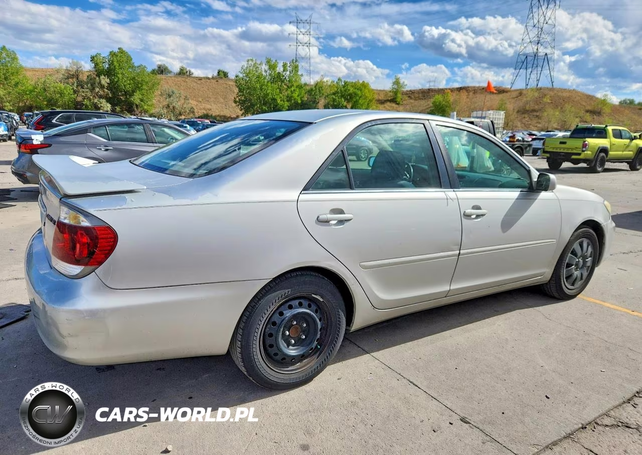 2005 Toyota Camry Se VIN:4T1BE32K95U536032 - 3