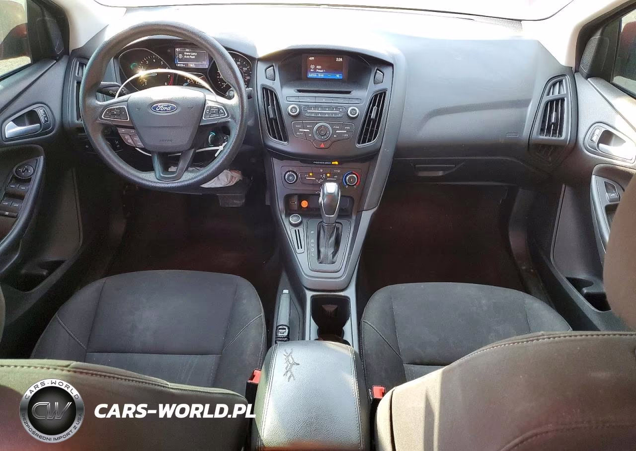 2016 Ford Focus Se VIN:1FADP3F20GL201886 - 8