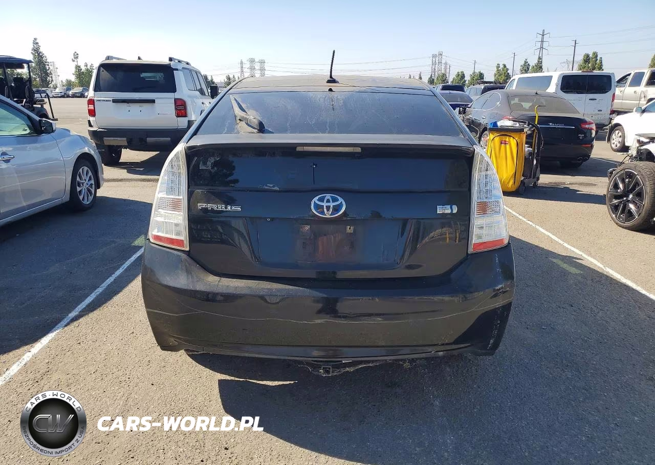2011 Toyota Prius Three VIN:JTDKN3DU1B0267739 - 6