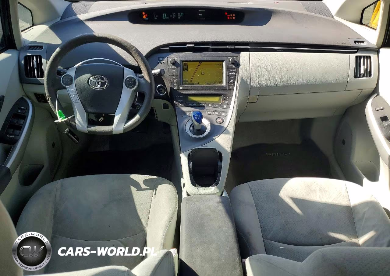 2011 Toyota Prius Three VIN:JTDKN3DU1B0267739 - 8