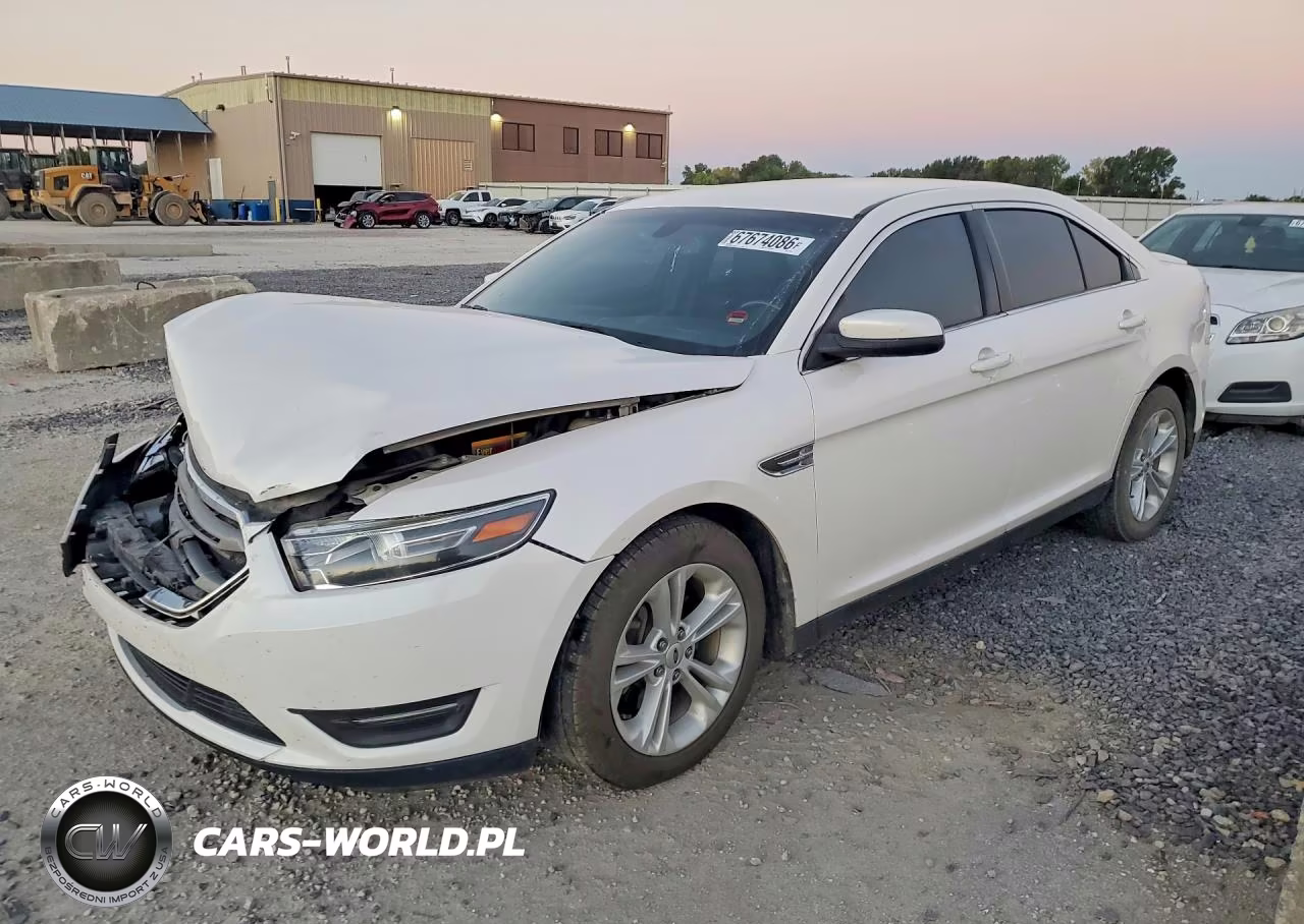 2015 Ford Taurus Sel