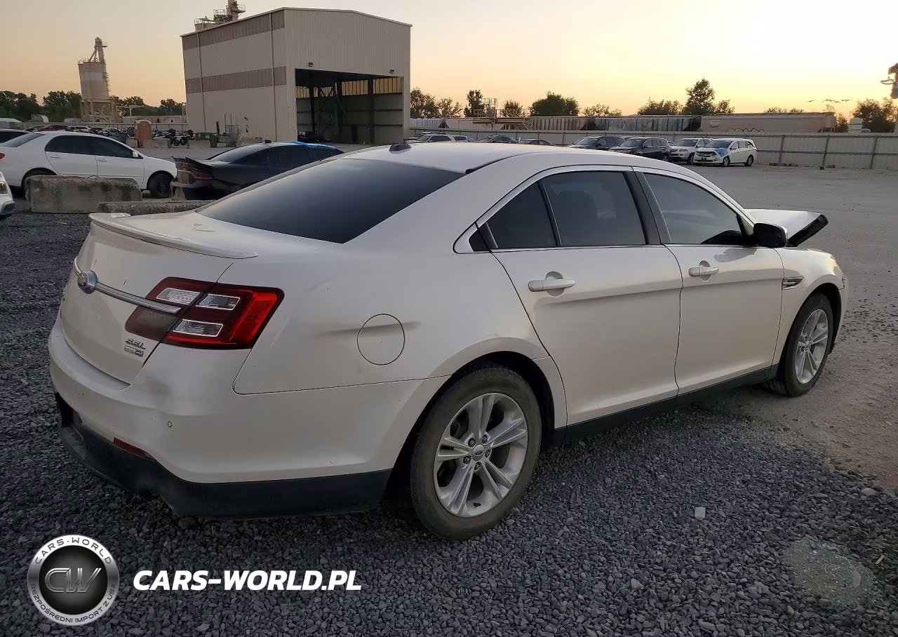 2015 Ford Taurus Sel VIN:1FAHP2H85FG128793 - 3