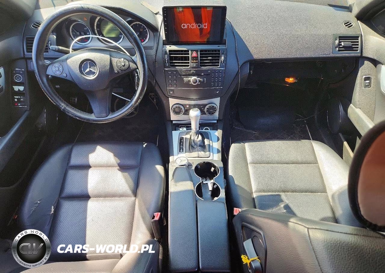 2009 Mercedes-Benz C-Class VIN:WDDGF81X49R055492 - 8
