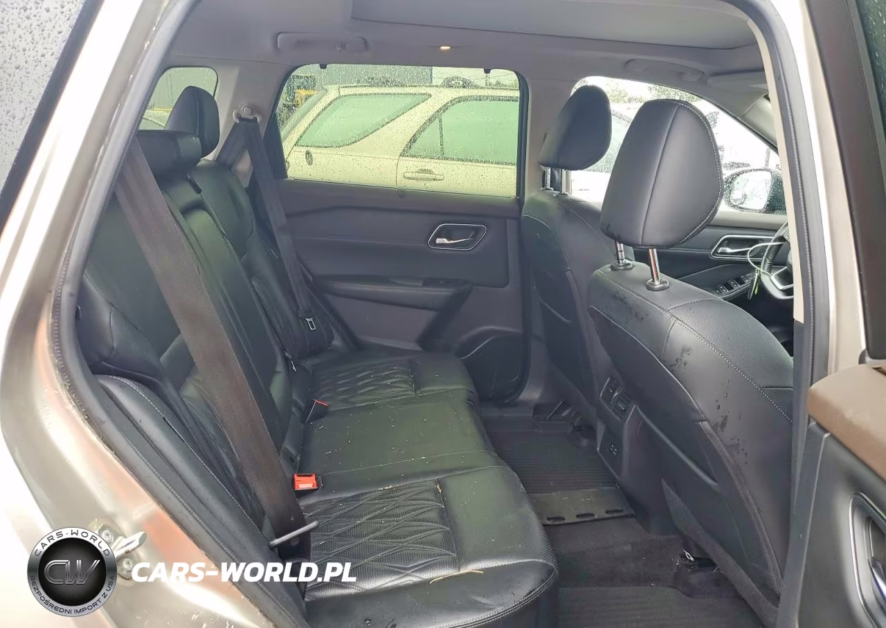 2023 Nissan Rogue Platinum VIN:JN8BT3DD8PW308740 - 10