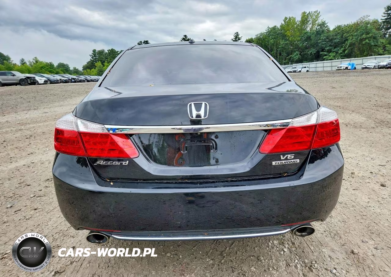 2015 Honda Accord Touring VIN:1HGCR3F91FA020837 - 6