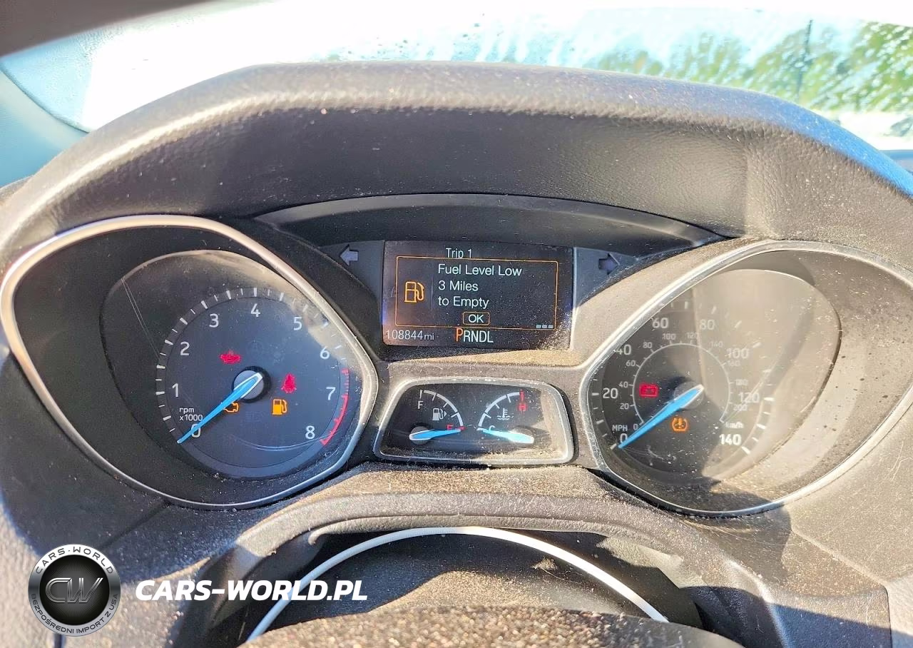 2018 Ford Focus S VIN:1FADP3E20JL255875 - 9