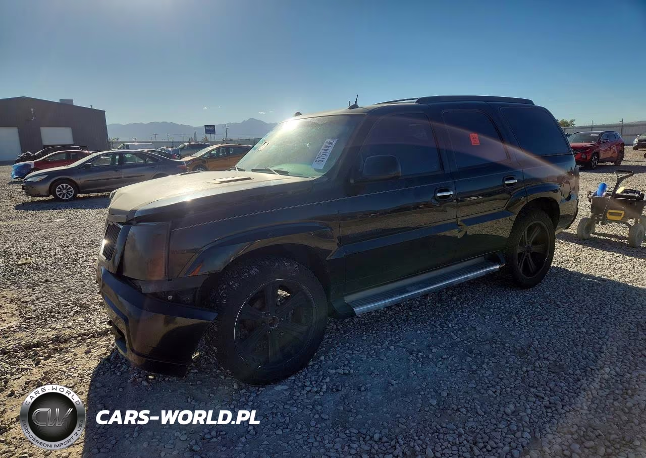 2005 Cadillac Escalade Luxury