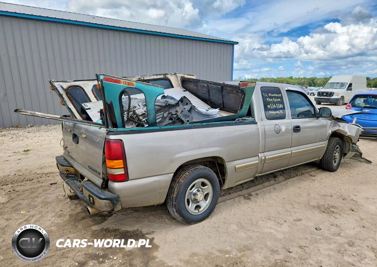 2002 Chevrolet Silverado C1500 VIN:2GCEC19T321366882 - 3