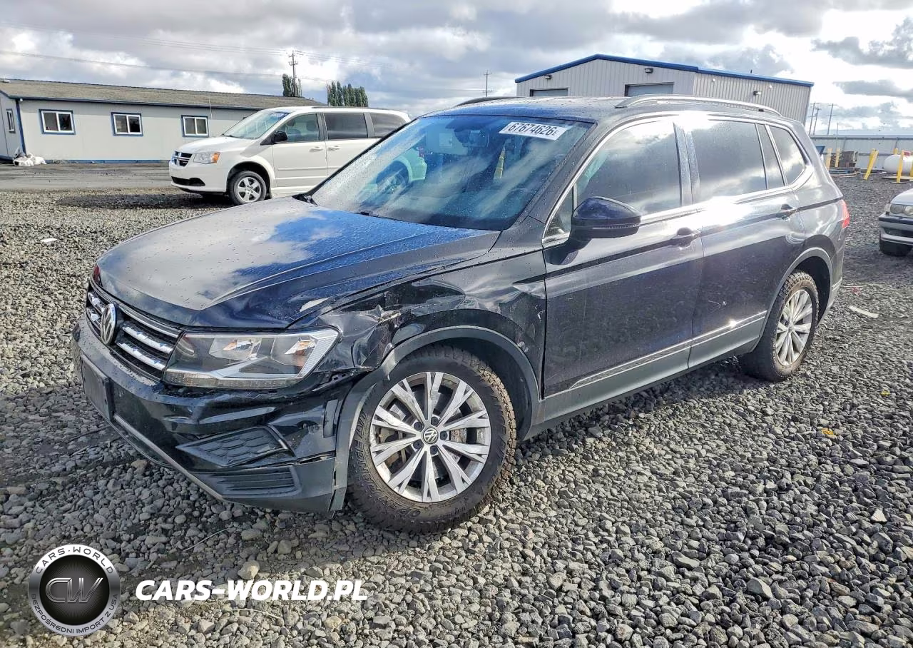2018 Volkswagen Tiguan VIN:3VV2B7AX8JM154141 - 1