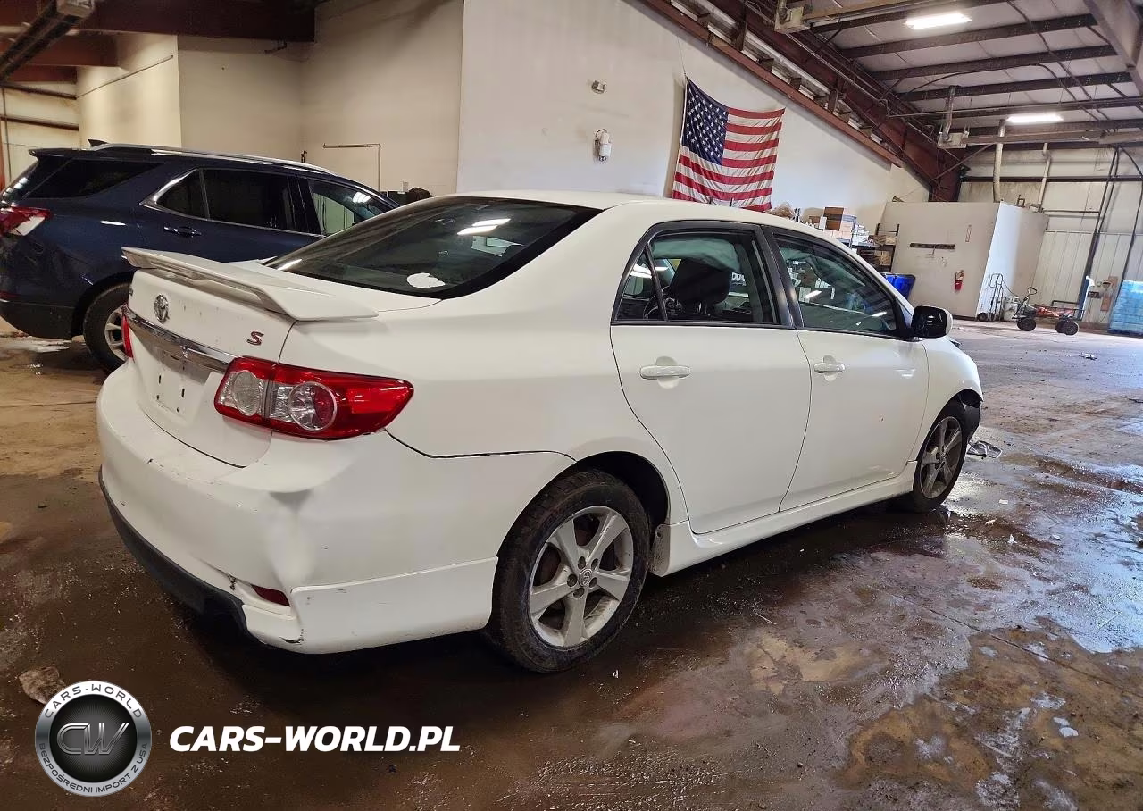 2013 Toyota Corolla S VIN:2T1BU4EE7DC926741 - 3