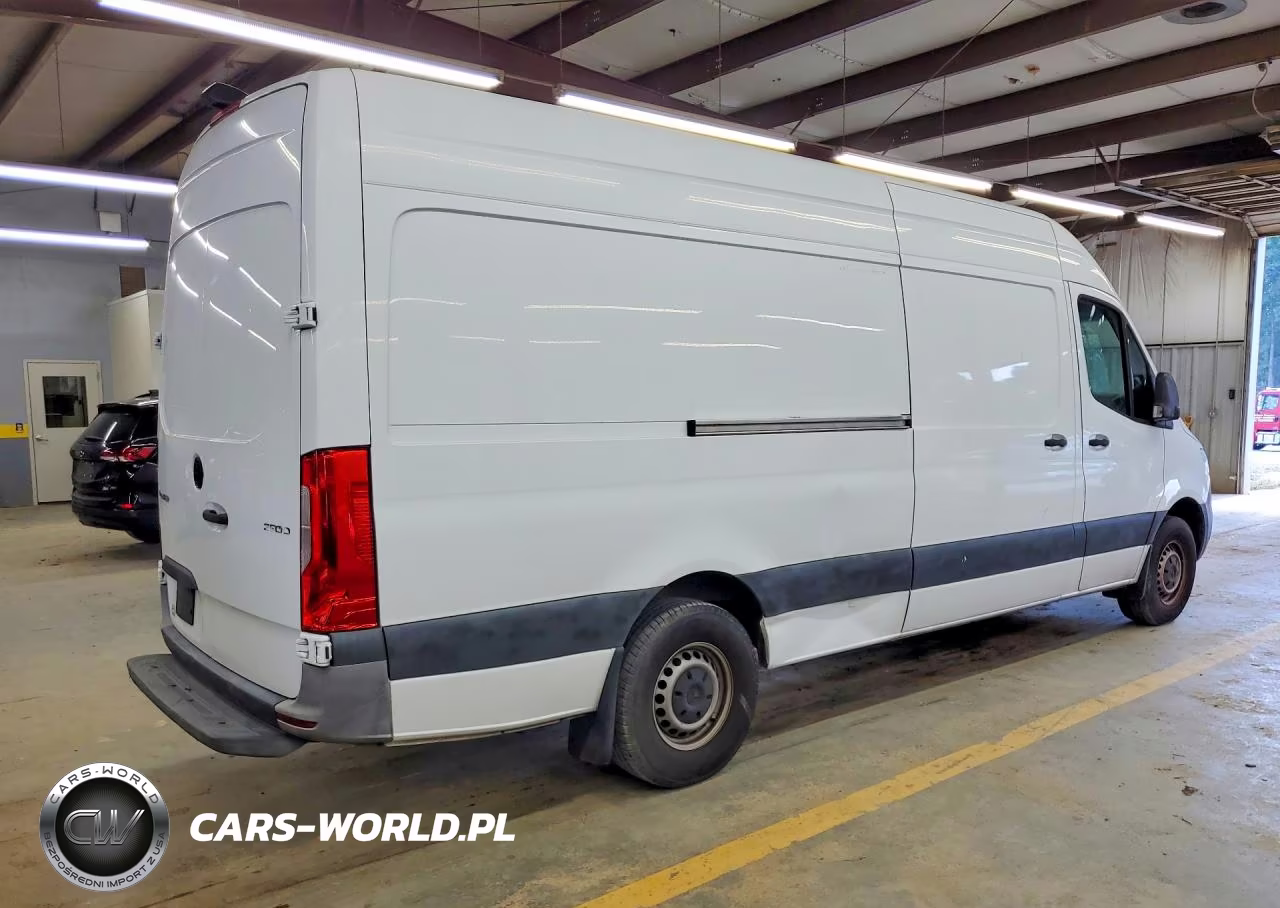 2021 Mercedes-Benz Sprinter 2500 VIN:W1Y40CHY8MT060945 - 3