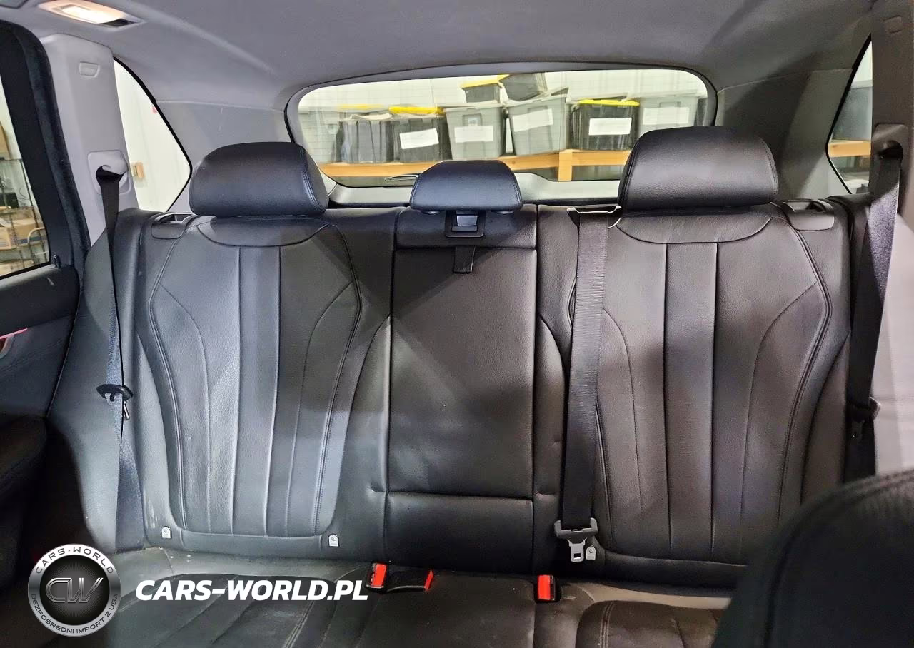 2015 BMW X5 xDrive35I VIN:5UXKR0C56F0P12641 - 10