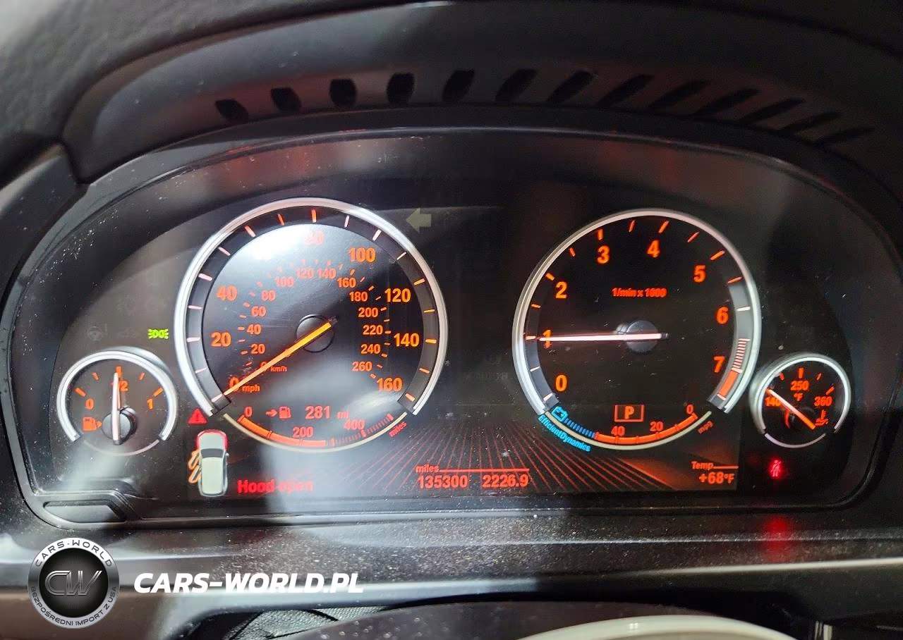 2015 BMW X5 xDrive35I VIN:5UXKR0C56F0P12641 - 9