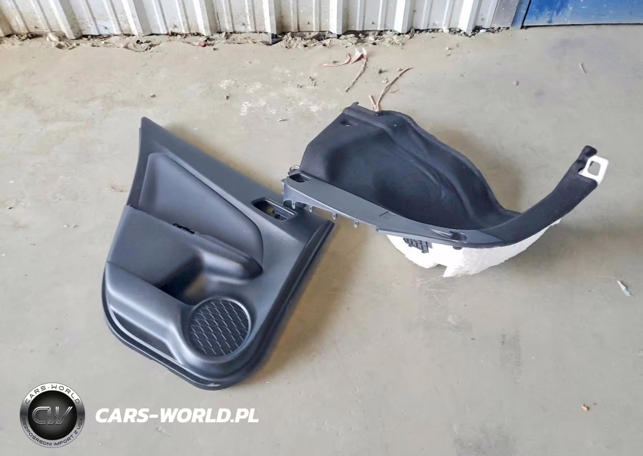 2020 Toyota Prius Le VIN:JTDKARFU1L3113382 - 12