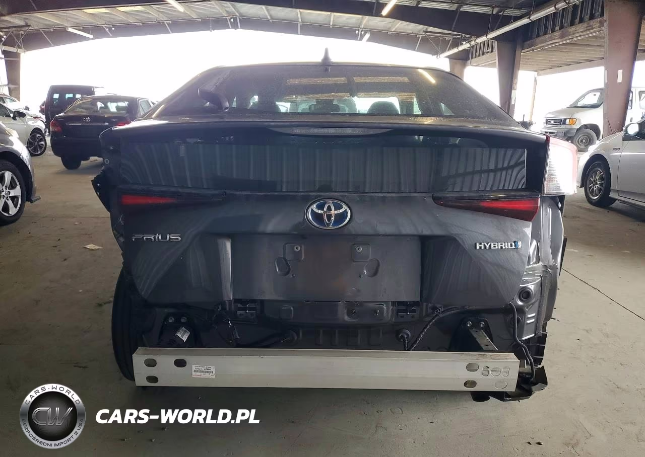 2020 Toyota Prius Le VIN:JTDKARFU1L3113382 - 6