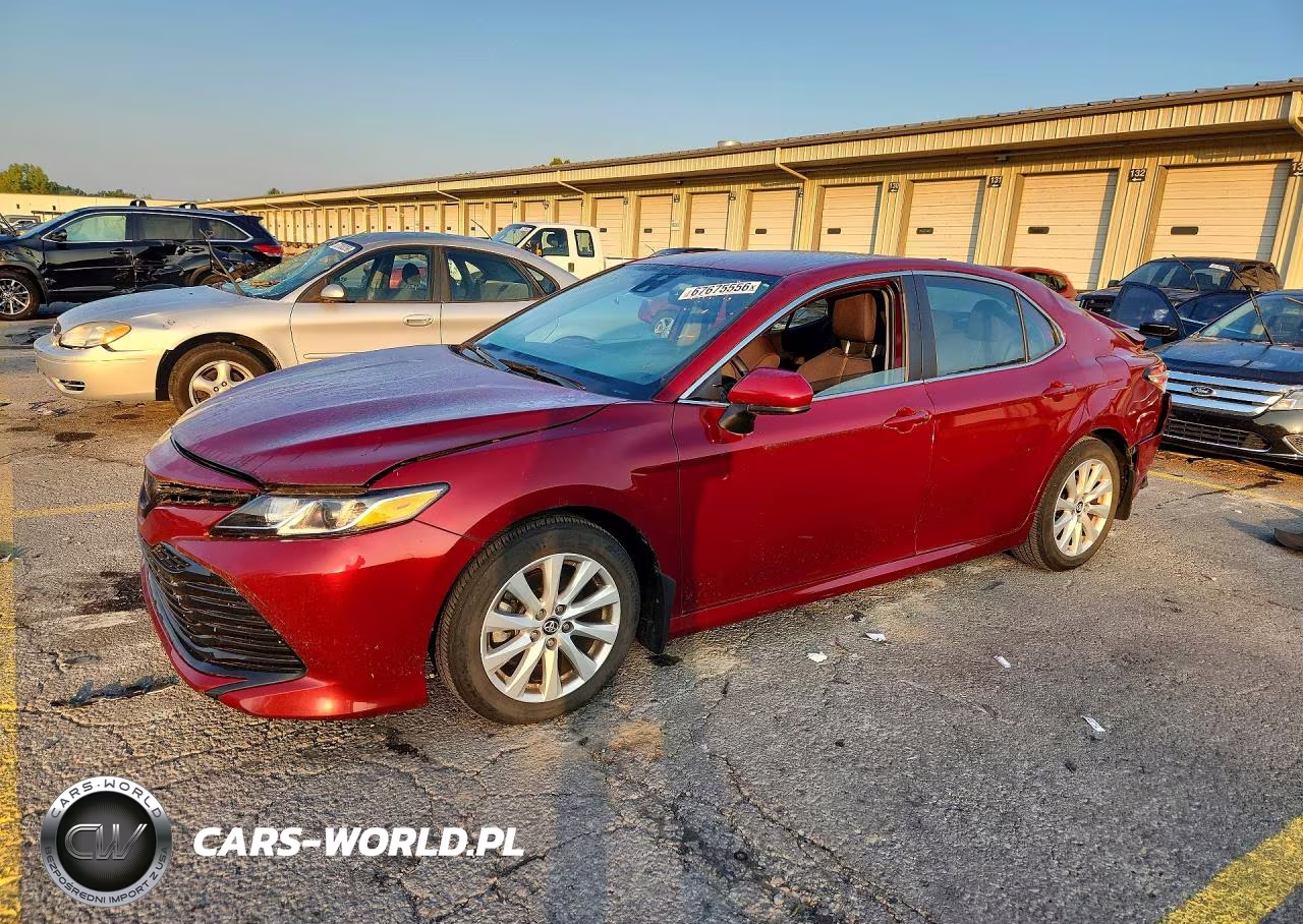 2020 Toyota Camry Le VIN:4T1C11AK0LU941862 - 1