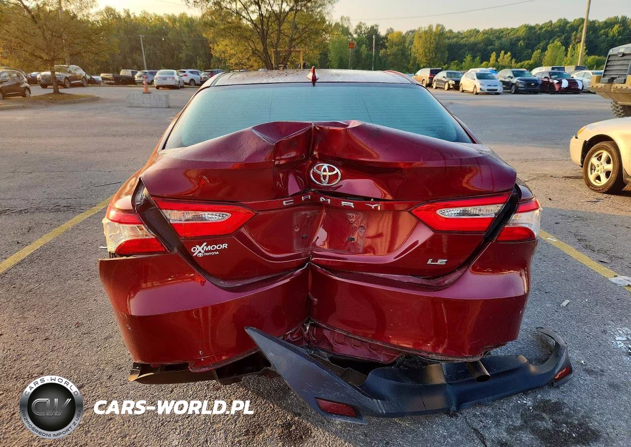 2020 Toyota Camry Le VIN:4T1C11AK0LU941862 - 6