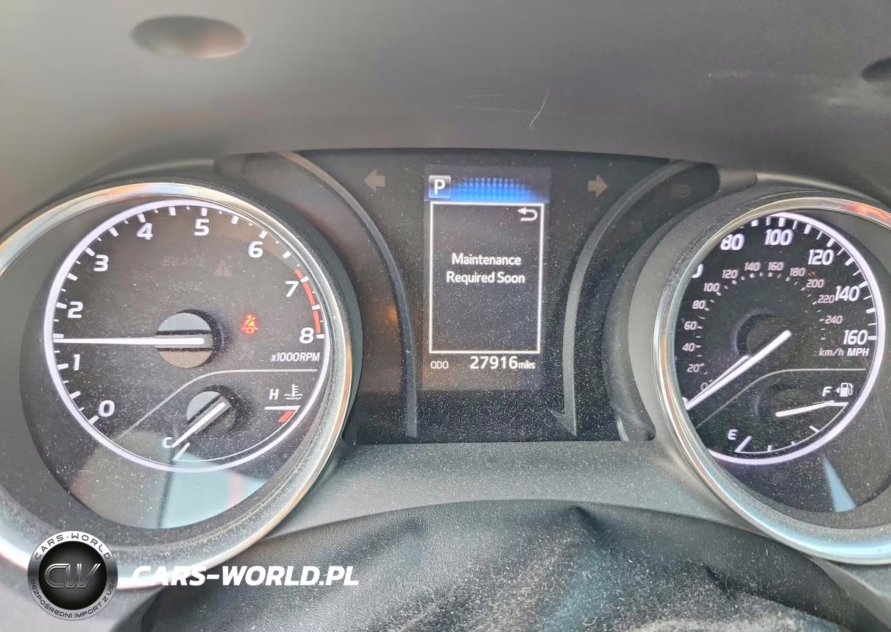 2020 Toyota Camry Le VIN:4T1C11AK0LU941862 - 9