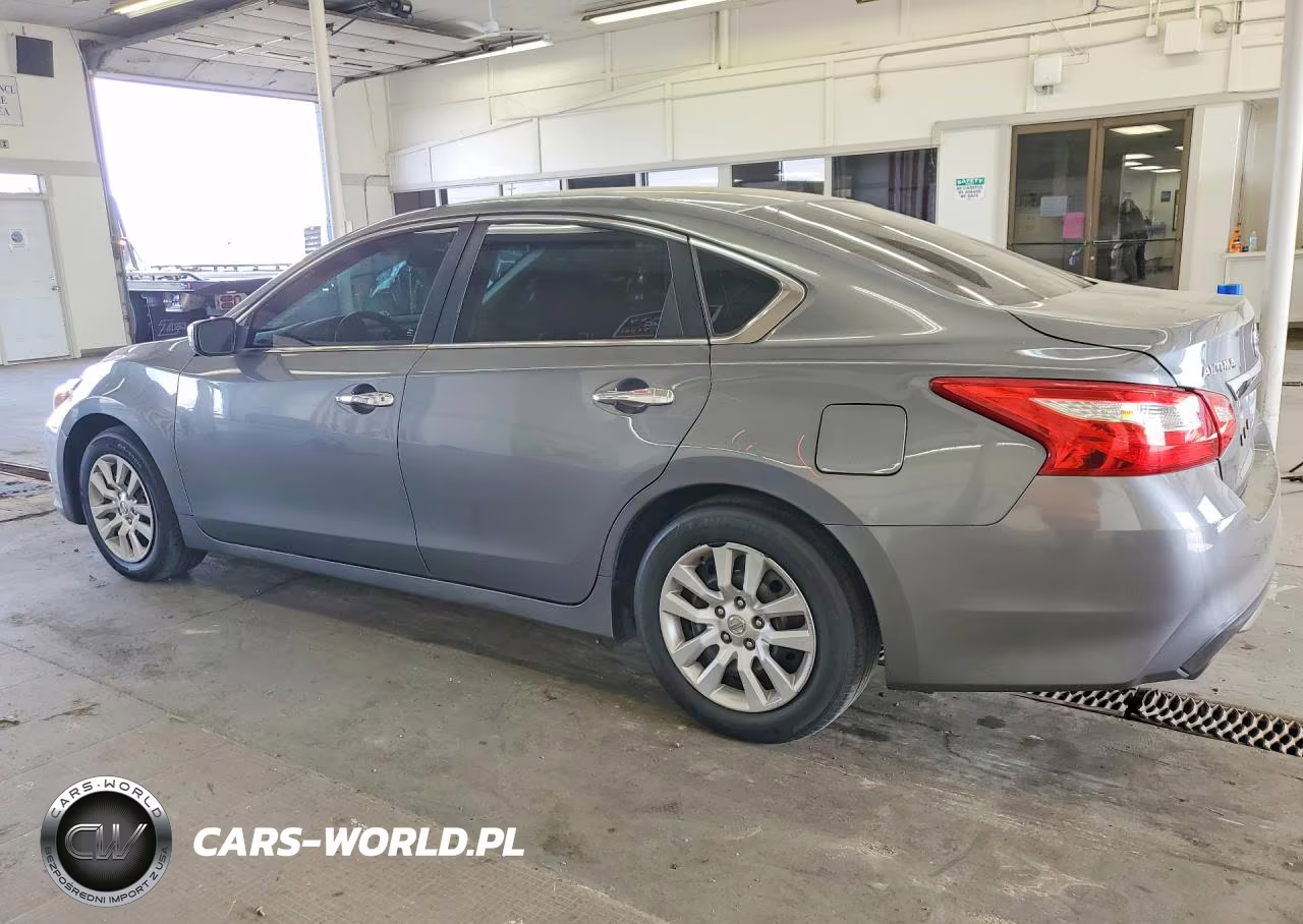 2017 Nissan Altima 2.5 S VIN:1N4AL3AP4HN350115 - 2