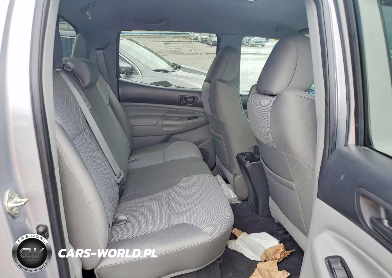 2014 Toyota Tacoma V6 VIN:3TMLU4EN7EM150432 - 10