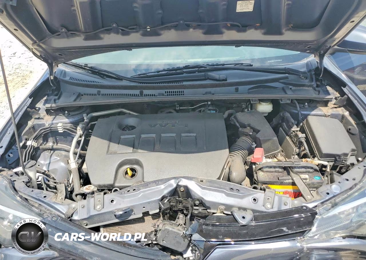 2018 Toyota Corolla Le VIN:5YFBURHE2JP792998 - 11