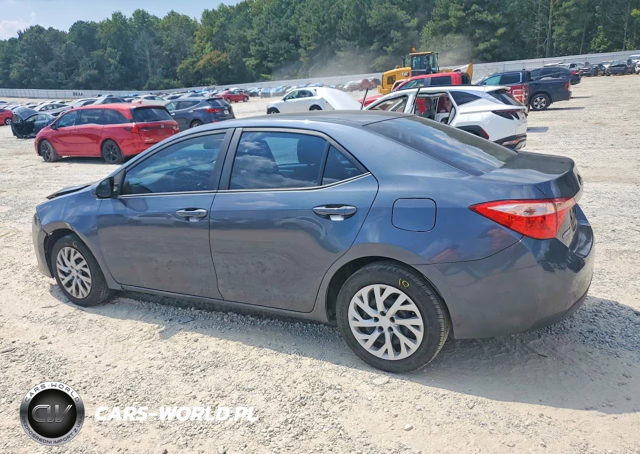 2018 Toyota Corolla Le VIN:5YFBURHE2JP792998 - 2