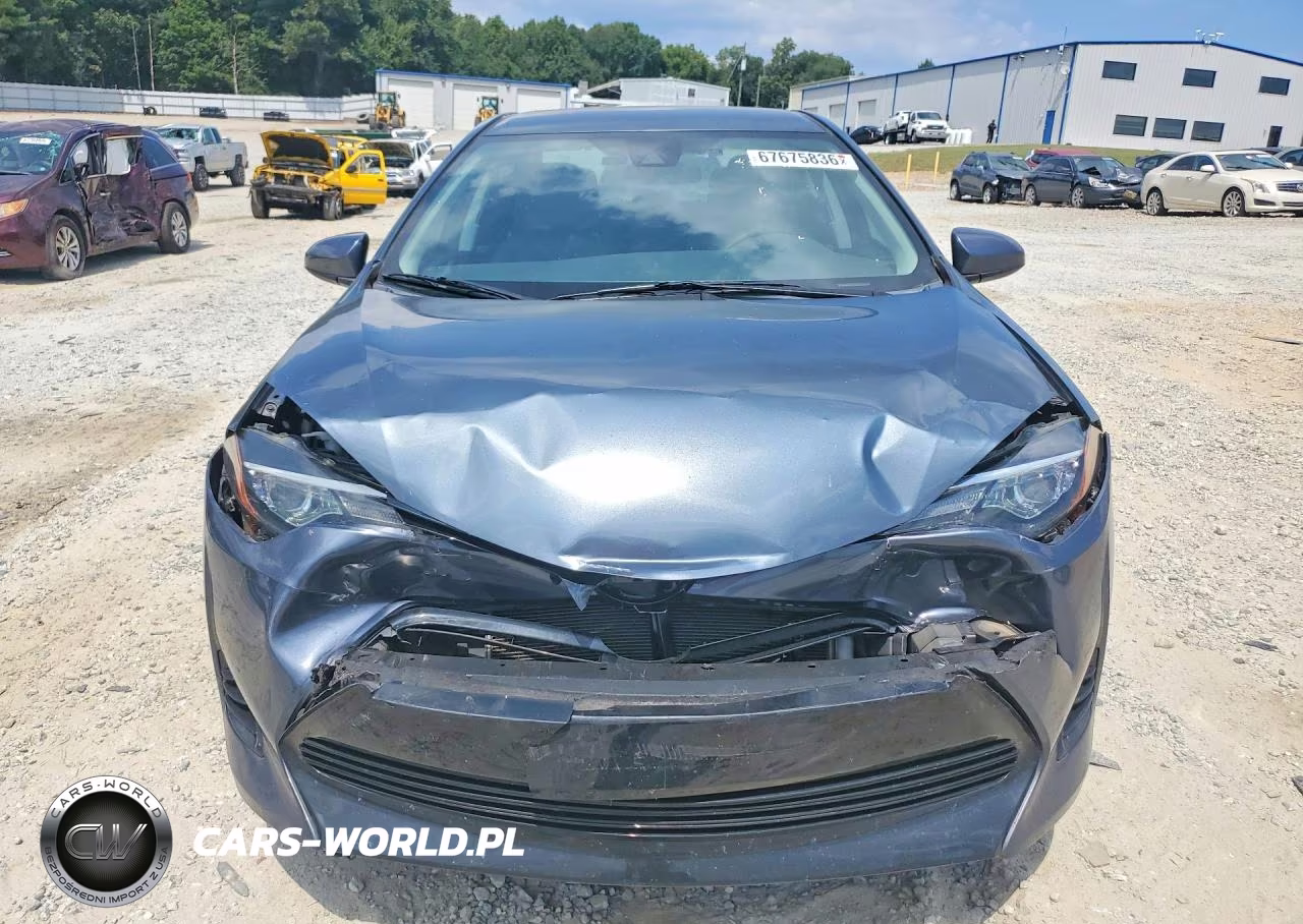 2018 Toyota Corolla Le VIN:5YFBURHE2JP792998 - 5