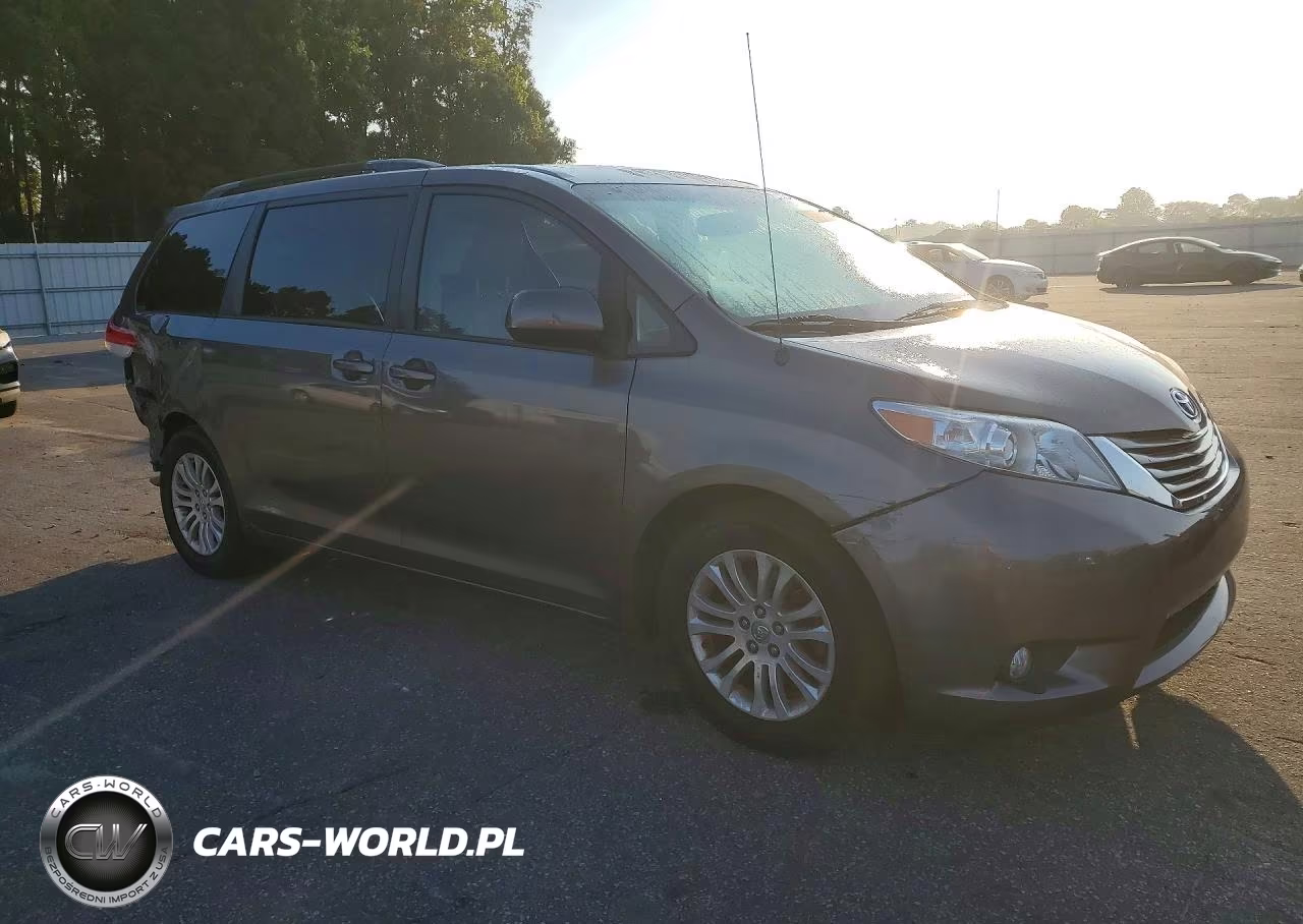 2011 Toyota Sienna Xle 8-Passenger VIN:5TDYK3DC0BS128192 - 4