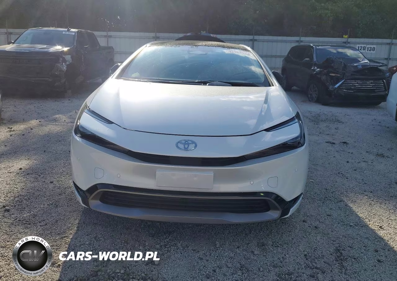 2026 Toyota Prius Xle VIN:JTDACAAU5T3077937 - 5