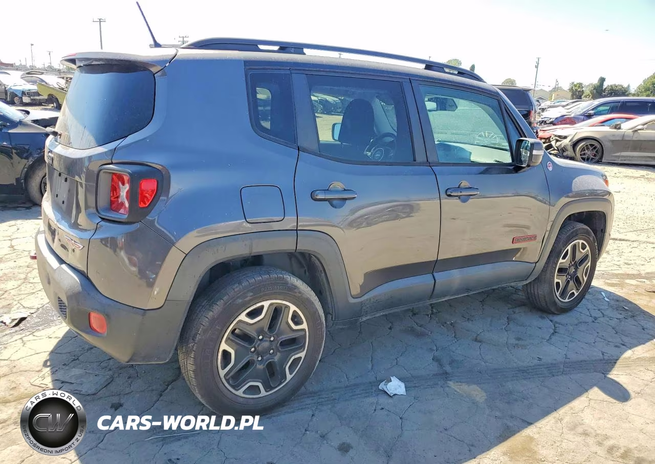 2017 Jeep Renegade Trailhawk VIN:ZACCJBCB1HPG12295 - 3