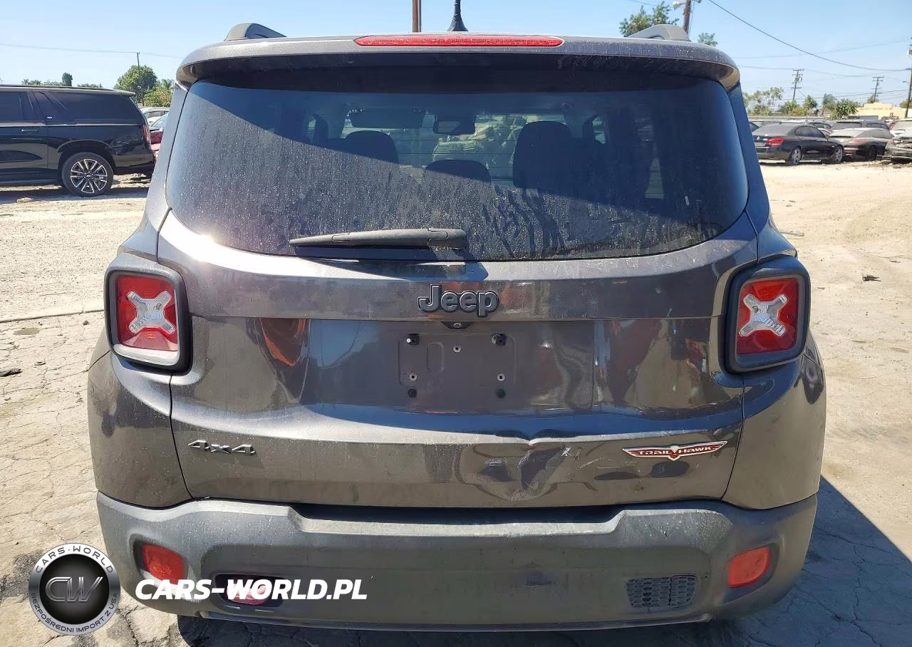 2017 Jeep Renegade Trailhawk VIN:ZACCJBCB1HPG12295 - 6
