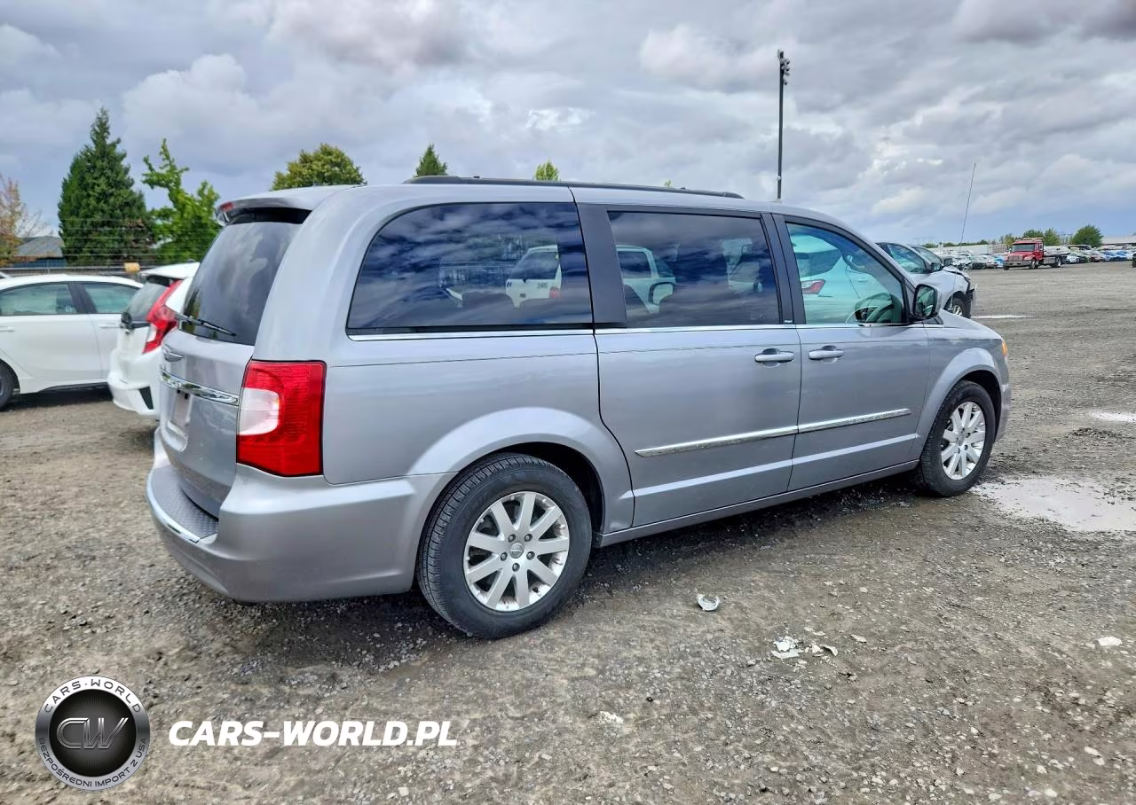 2013 Chrysler Town & Country Touring VIN:2C4RC1BG4DR675523 - 3
