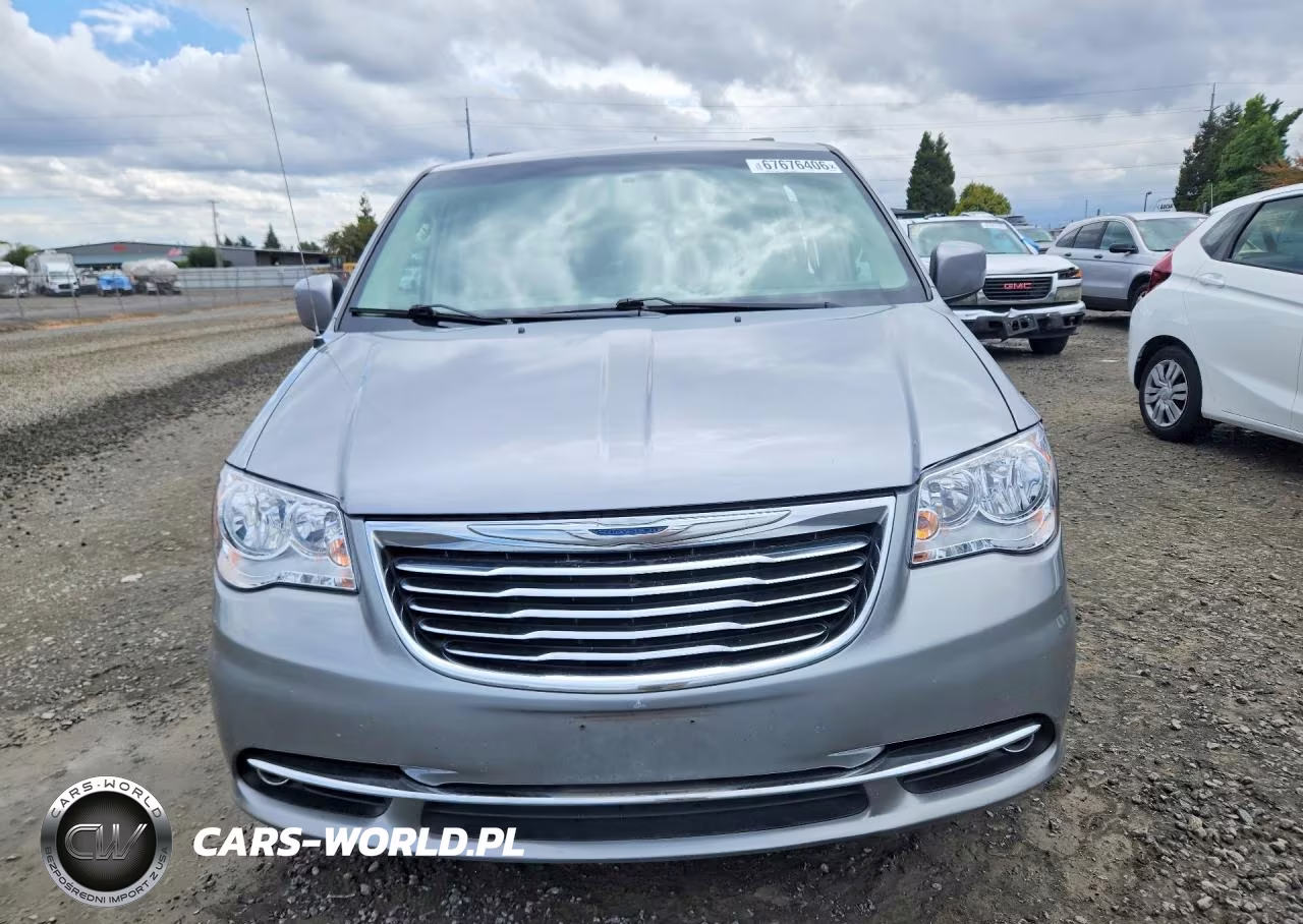 2013 Chrysler Town & Country Touring VIN:2C4RC1BG4DR675523 - 5