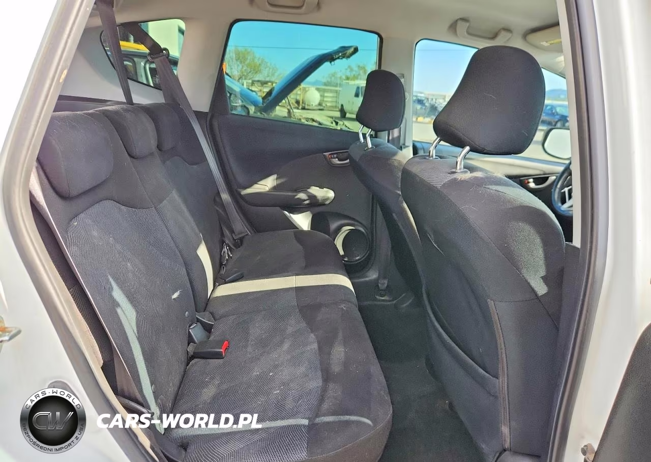 2009 Honda Fit Sport VIN:JHMGE88679S004568 - 10