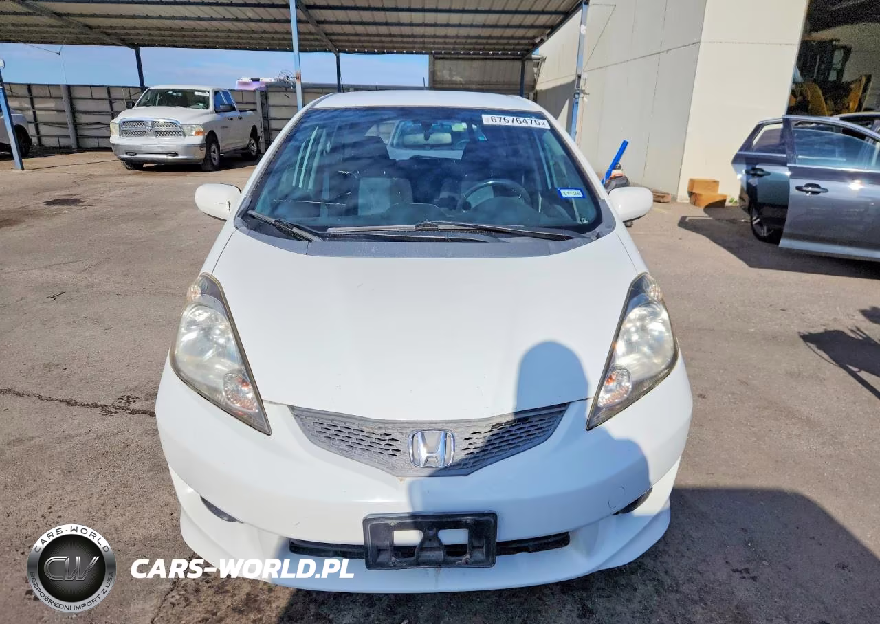 2009 Honda Fit Sport VIN:JHMGE88679S004568 - 5