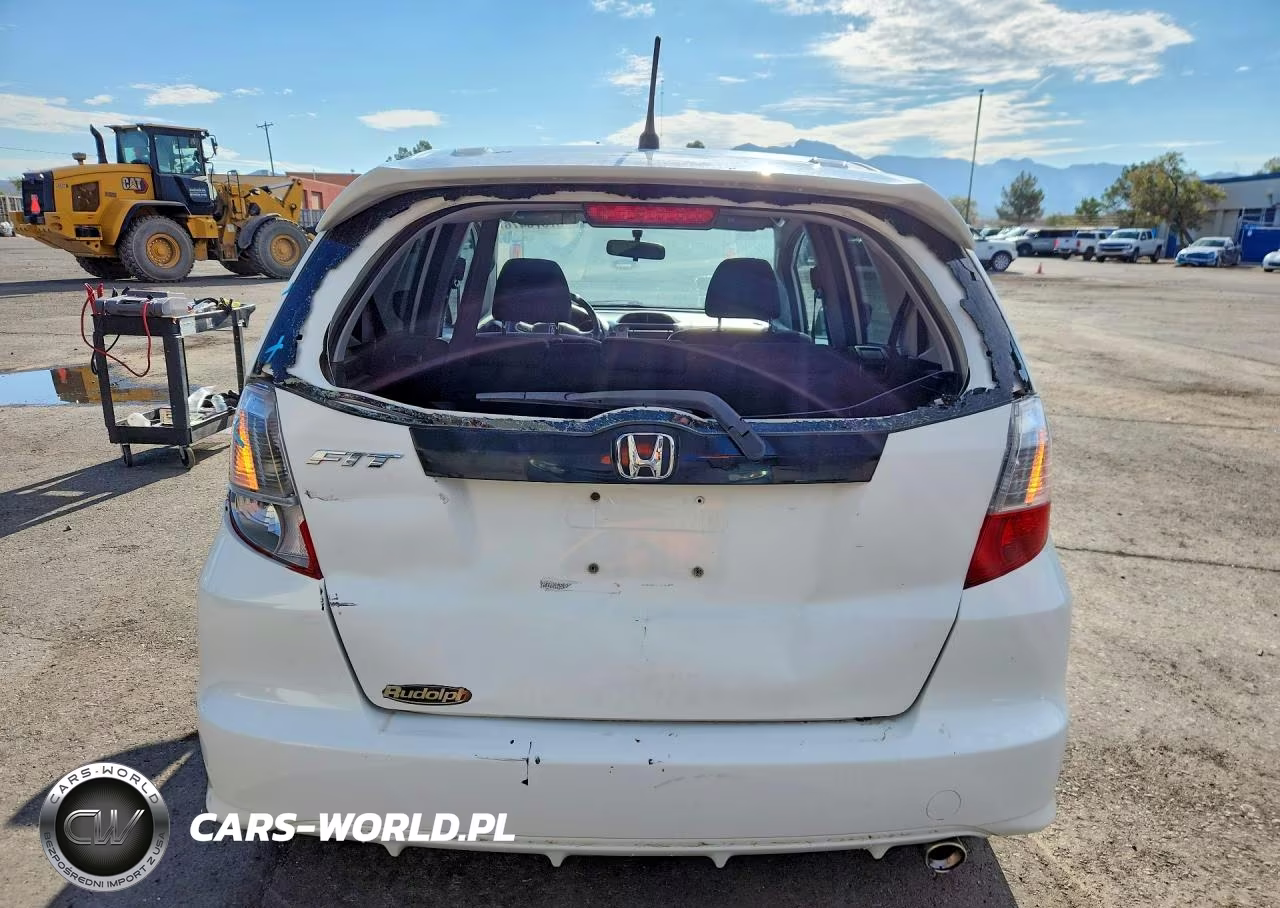2009 Honda Fit Sport VIN:JHMGE88679S004568 - 6