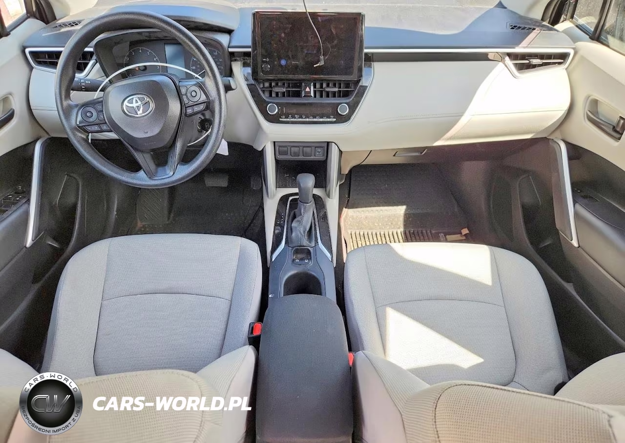 2024 Toyota Corolla Cross L VIN:7MUAAABG5RV119180 - 8