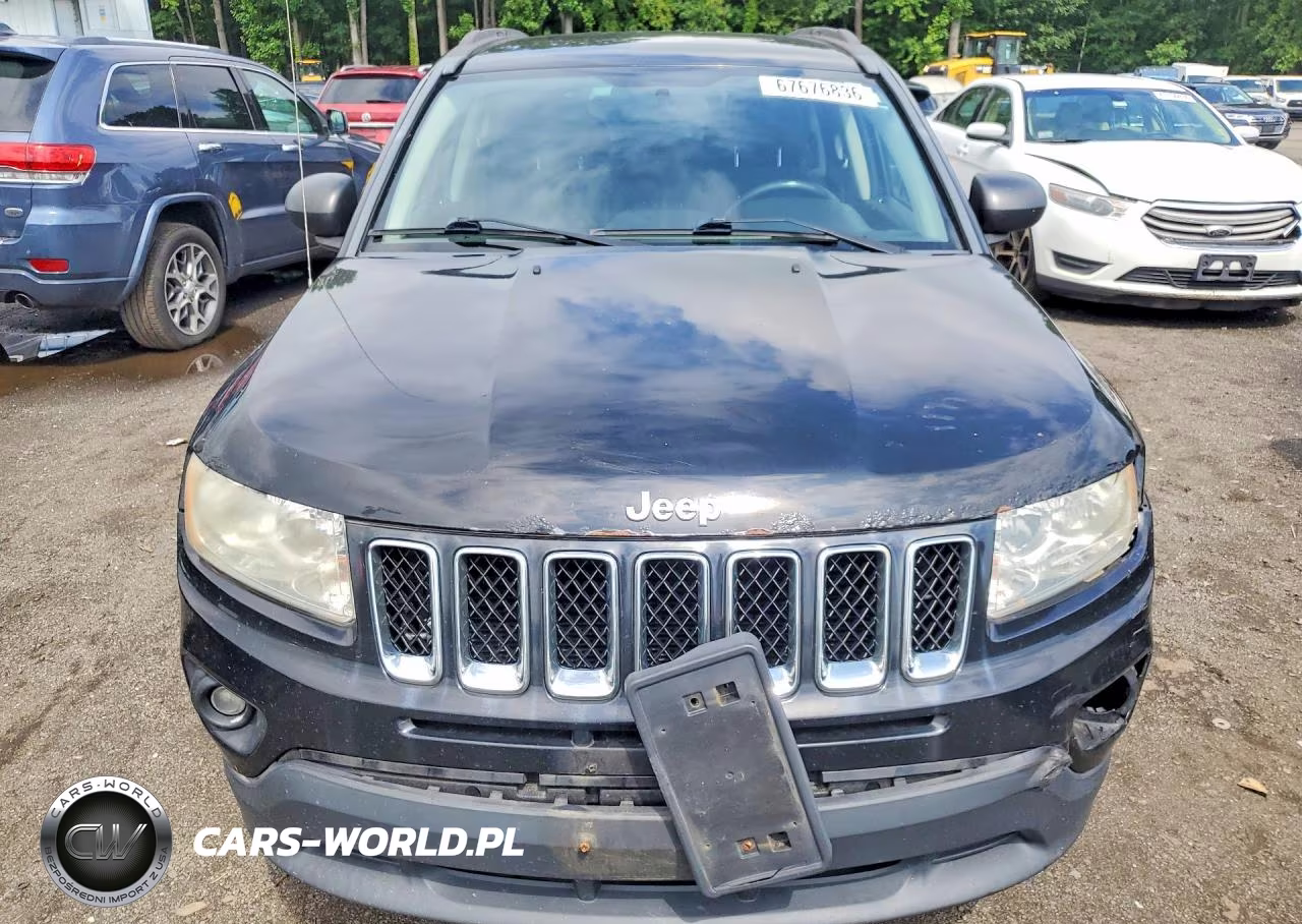 2013 Jeep Compass VIN:1C4NJCEA0DD208402 - 5