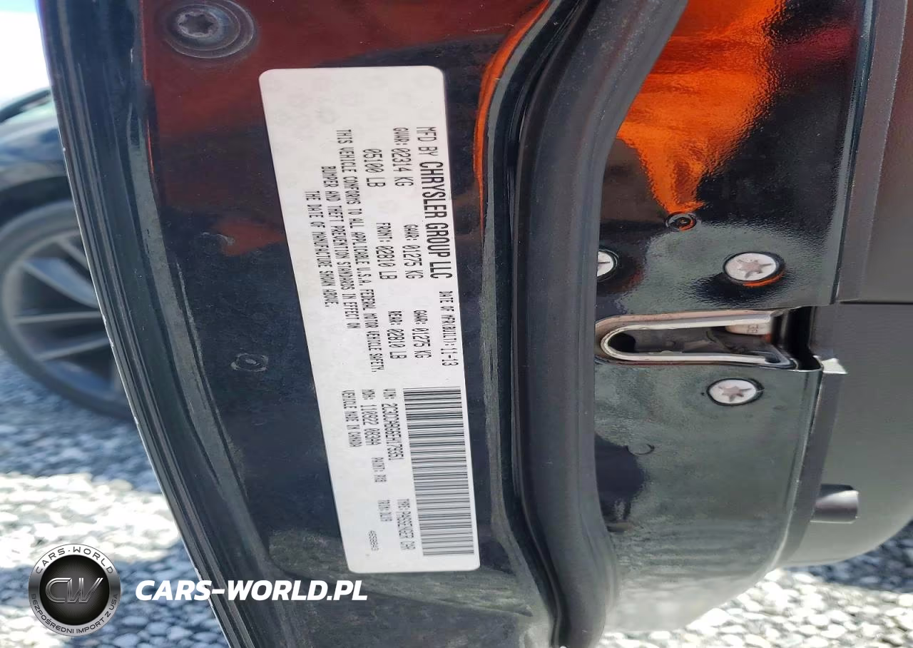 2014 Chrysler 300 S VIN:2C3CCABG6EH179351 - 13