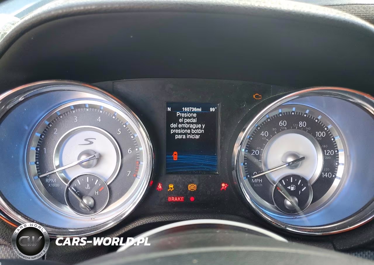 2014 Chrysler 300 S VIN:2C3CCABG6EH179351 - 9